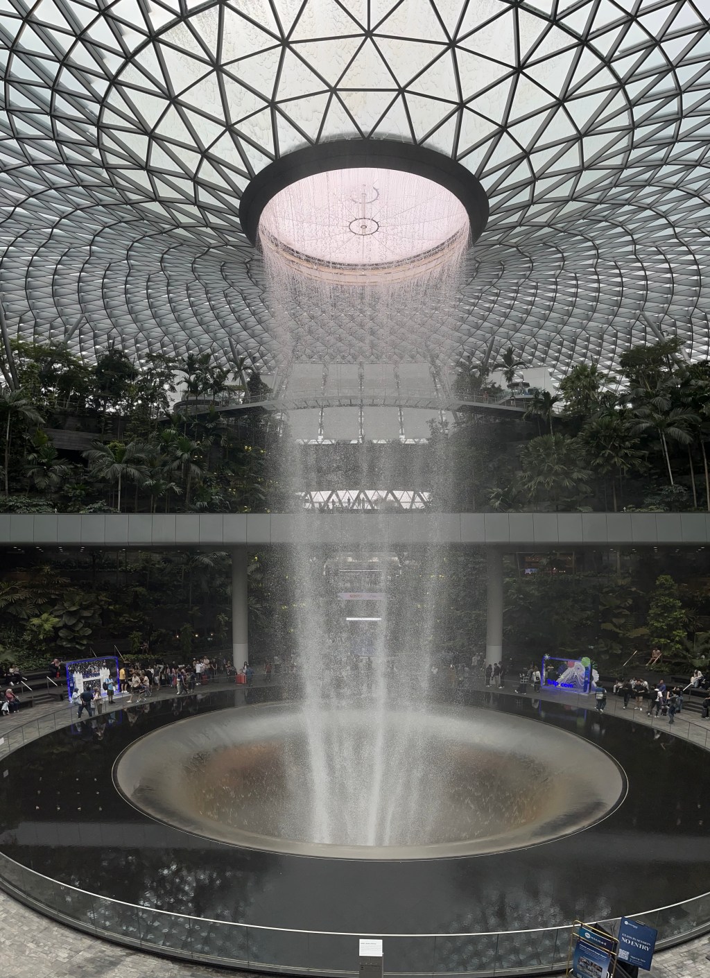 Imajinasi Parallel Universe dan Moby&nbsp;Dick