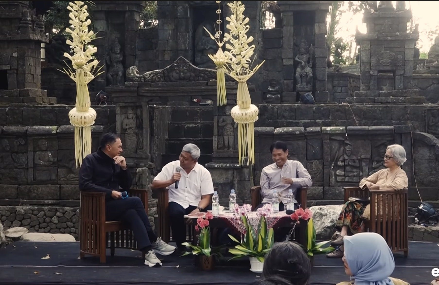 Pendidikan Sebagai Jawaban dari Pertanyaan Hidup